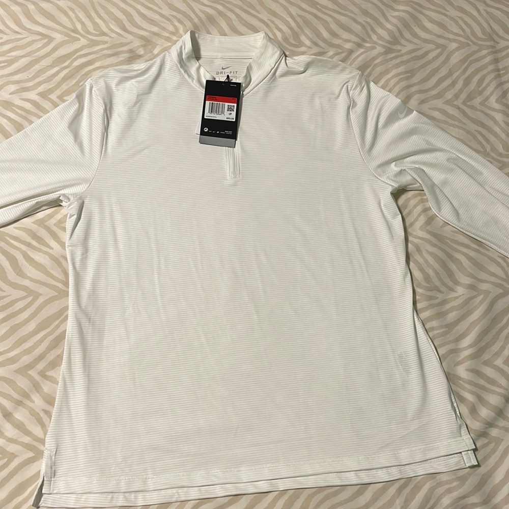 NIKE Women’s 1/4 Zip Pullover